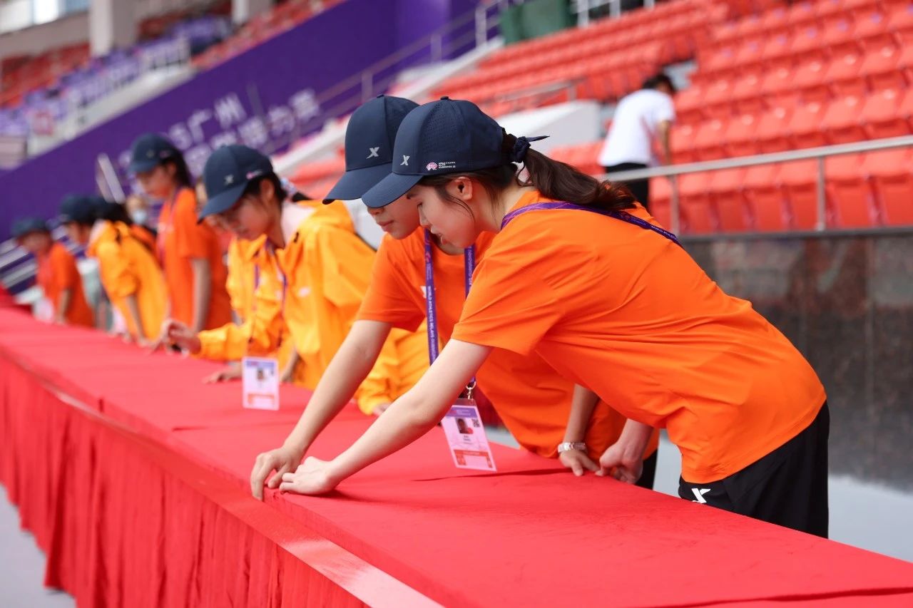 b18bd0b9413a4b511c5972ee7103100e